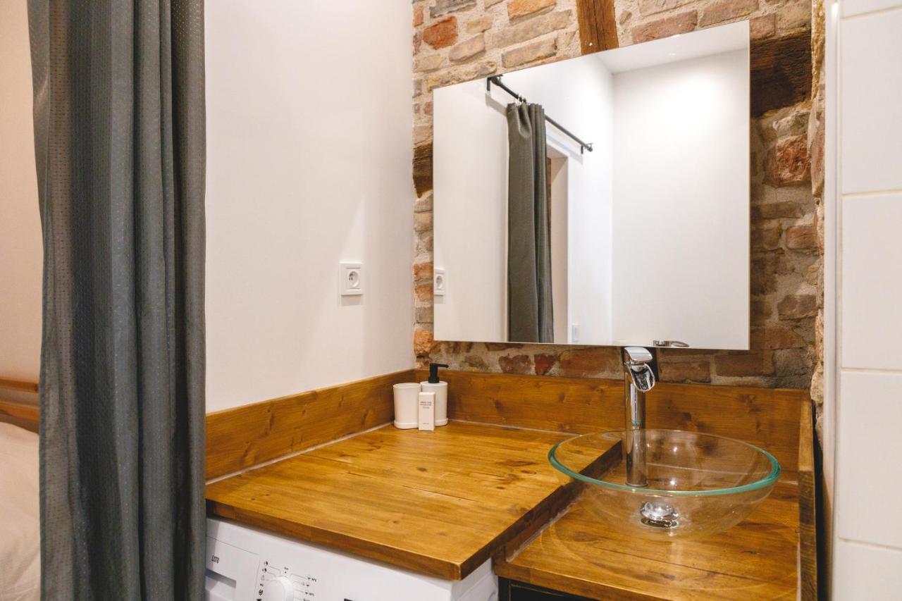 Appartement Hypercentre Rdc - New Location Bourg-en-Bresse Bagian luar foto